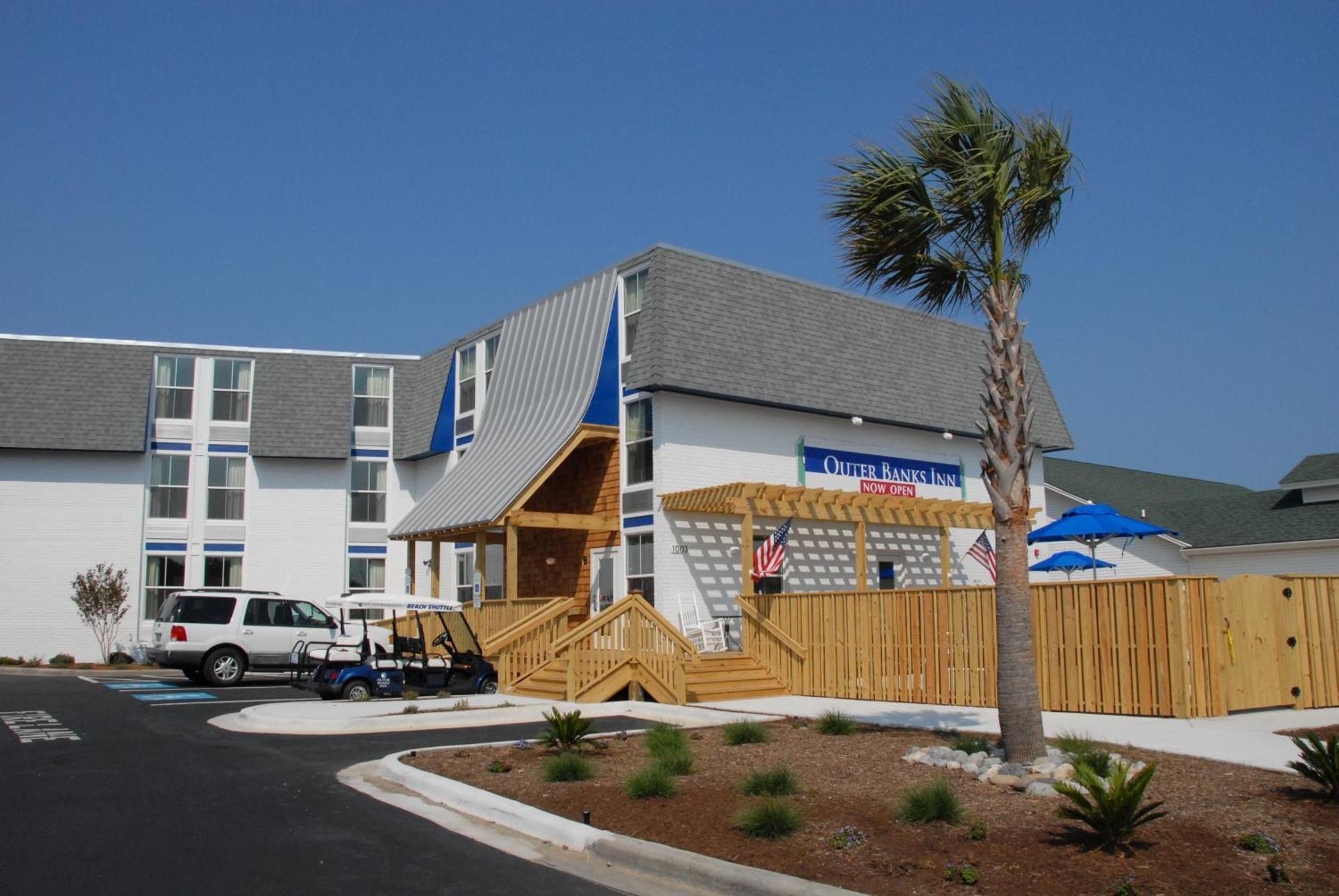 Ocean Sands Beach Boutique Inn - Stay By The Beach - Indoor Hotel - Saltwater-Mineral Pool Open Until 4 Am - Free Parking - Walk To Famous Beach - Ultra Sparkling Certified Hotel - Free Guest Laundry Kill Devil Hills Exterior photo