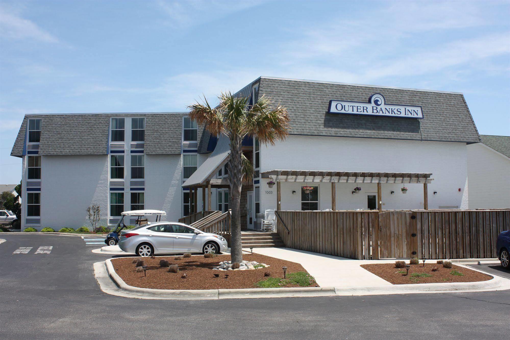 Ocean Sands Beach Boutique Inn - Stay By The Beach - Indoor Hotel - Saltwater-Mineral Pool Open Until 4 Am - Free Parking - Walk To Famous Beach - Ultra Sparkling Certified Hotel - Free Guest Laundry Kill Devil Hills Exterior photo